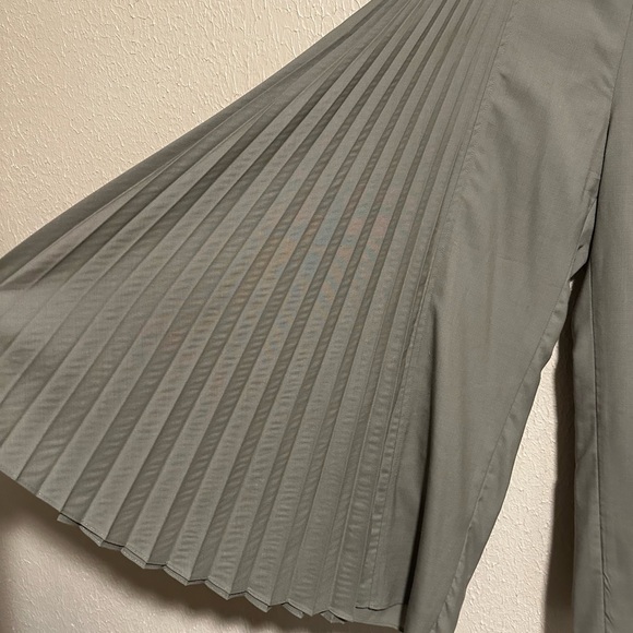 David Rodriguez 100% Cashmere Pleated Wide Leg Cropped Pants Size 8 Silk Lining - Picture 6 of 7